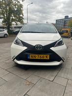 Toyota Aygo 1.0 VVT-i x-now ZEER NETTE STAAT, Auto's, Toyota, Voorwielaandrijving, Stof, Gebruikt, Euro 6