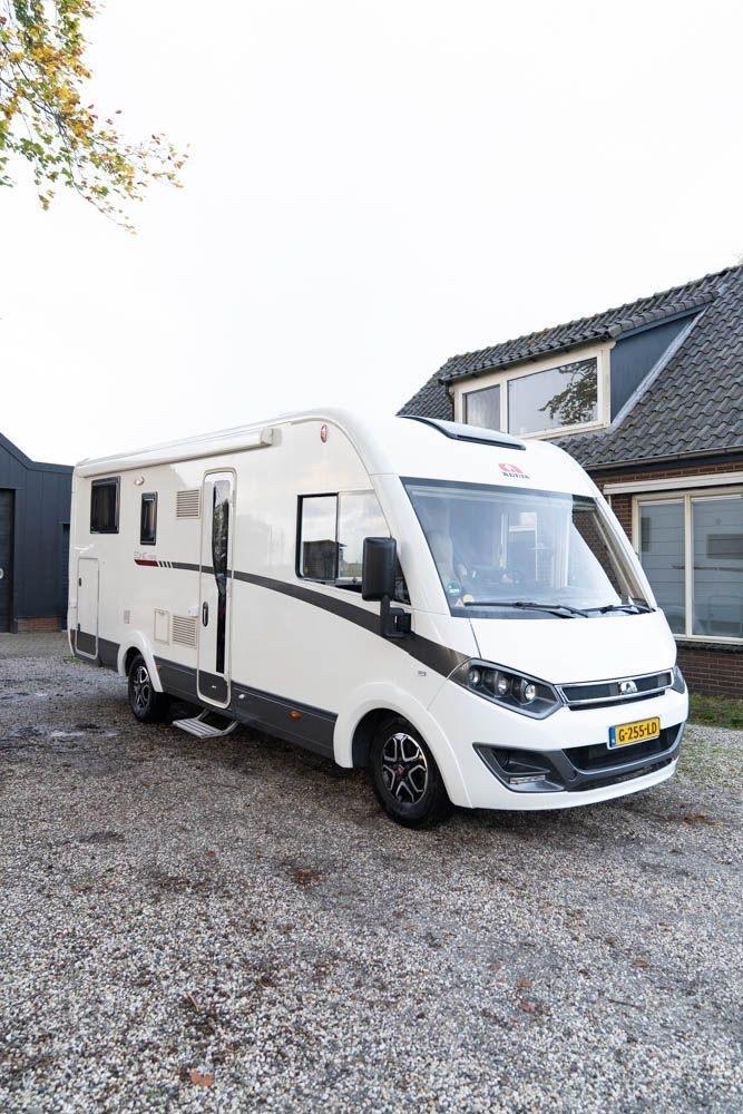 Adria Sonic i700sc - Zo Goed Als Nieuw - 38000 km, Caravans en Kamperen, Campers, Particulier, tot en met 5, Integraal, Adria