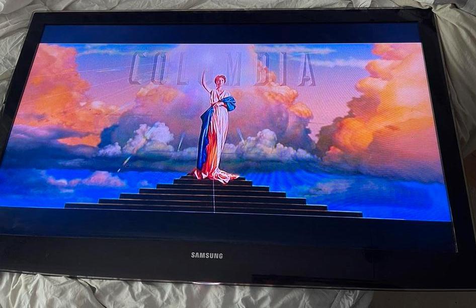 Grote Samsung TV 46 inch - met ab. Zonder standaard, Ophalen, 50 Hz, Samsung, 100 cm of meer