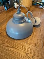 Industriele grijze hanglamp, Huis en Inrichting, Ophalen of Verzenden, Zo goed als nieuw, Minder dan 50 cm