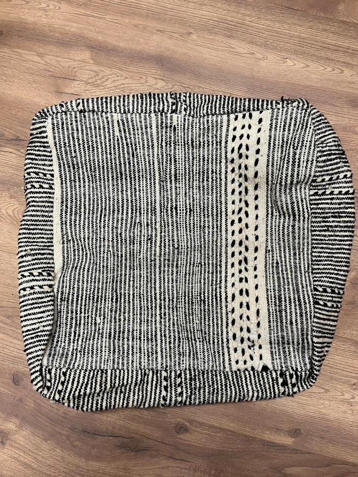 Nieuw Marrokaans handgemaakte hondenkussen, vloerkussen poef, Dieren en Toebehoren, Hondenmanden, Nieuw, Stof, Ophalen of Verzenden