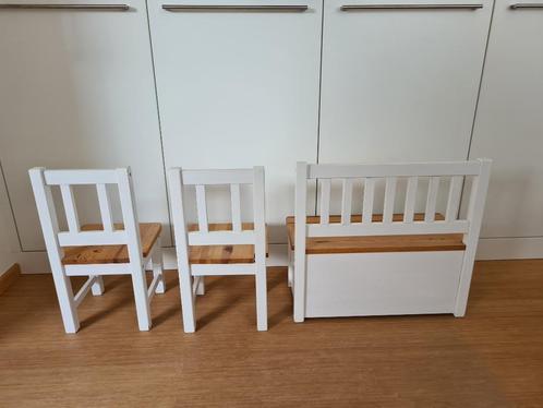 Kinderstoeltje en bankje, Kinderen en Baby's, Kinderkamer | Tafels en Stoelen, Zo goed als nieuw, Stoel(en), Ophalen