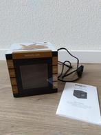 Bigben wekkerradio met projector / wekker, Witgoed en Apparatuur, Wekkers, Ophalen of Verzenden, Zo goed als nieuw, Digitaal