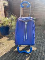 Mooie en hippe trolley paars. Vrij licht gewicht., Sieraden, Tassen en Uiterlijk, Tassen | Reistassen en Weekendtassen, Ophalen