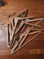 Gratis houten kledinghangers, Ophalen, Gebruikt, Hout