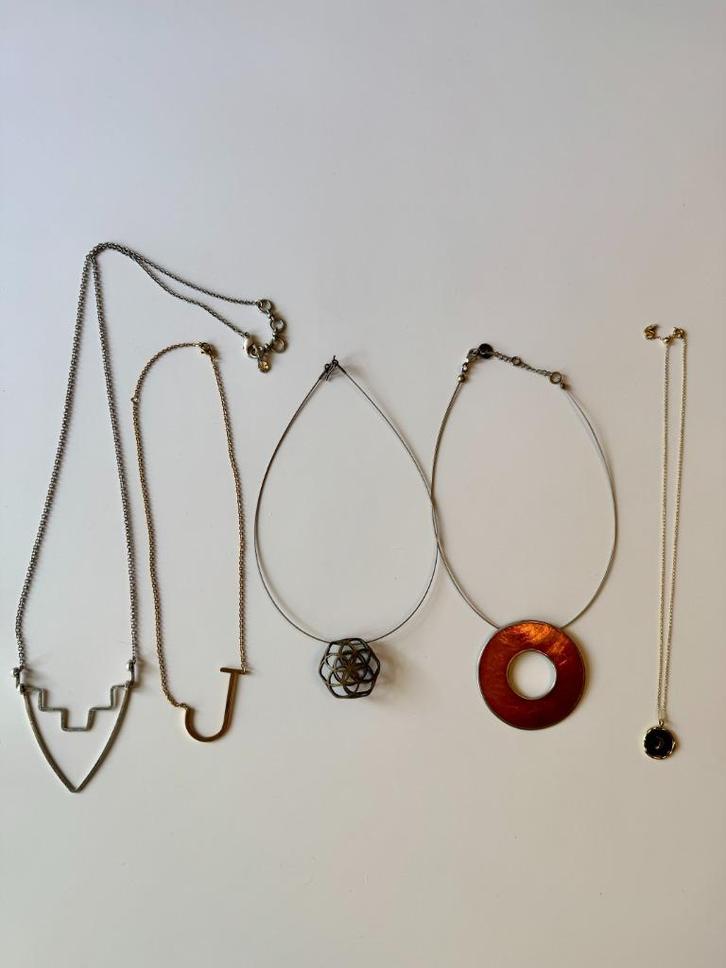 Lot van 5 kettingen, Sieraden, Tassen en Uiterlijk, Kettingen, Gebruikt, Overige materialen, Verzenden