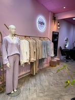 Boutique Kledingwinkel Rek, Ophalen