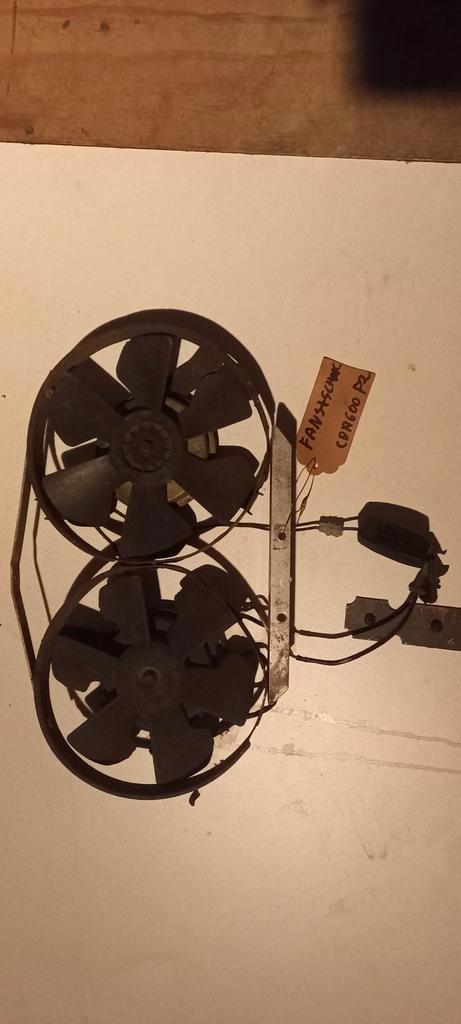 TK: Honda CBR 600 F2 PC25 in onderdelen (ex- stuntmotor), Motoren, Onderdelen | Honda, Gebruikt, Ophalen of Verzenden