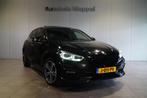 BMW 1 Serie 118i Sport Line | LED | Harman/Kardon | Panorama, 65 €/maand, Gebruikt, Zwart, Origineel Nederlands