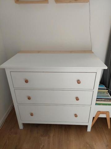 Hemnes ladekast/commode  beschikbaar voor biedingen