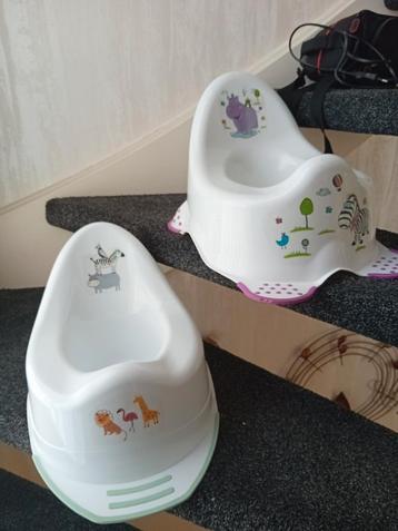 2x Baby Potjes beschikbaar voor biedingen