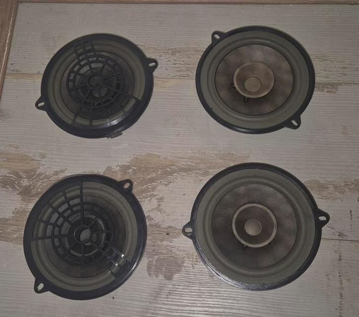 Renault Clio 3 speakers - compleet voor & achter, Auto diversen, Autospeakers, Zo goed als nieuw, Ophalen of Verzenden