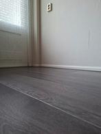 Donker laminaatvloer incl. plinten, Huis en Inrichting, Stoffering | Vloerbedekking, Ophalen, Gebruikt, Bruin, 25 tot 50 m²