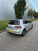 Golf 7 Highline 1.2 TSI Automaat Panoramadak Trekhaak, Auto's, Volkswagen, Stof, Zwart, 4 cilinders, 620 kg