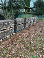 Beton klinkers +/- 2100 st + kruiwagen halve, Tuin en Terras, Tegels en Klinkers, Ophalen, Zo goed als nieuw, Beton, Klinkers