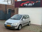Hyundai Getz Cool 1.3 3DRS Grijs AIRCO/TREKHAAK/NIEUWE APK!, Auto's, Hyundai, Voorwielaandrijving, 40 €/maand, Zwart, 4 cilinders