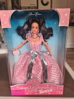 Barbie Walmart Anniversary nrfb, Verzamelen, Poppen, Ophalen of Verzenden, Zo goed als nieuw, Pop