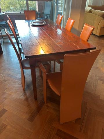8 leren eetkamer stoelen beschikbaar voor biedingen