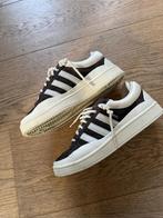 Bad bunny sneakers, Ophalen, Zo goed als nieuw, Wit