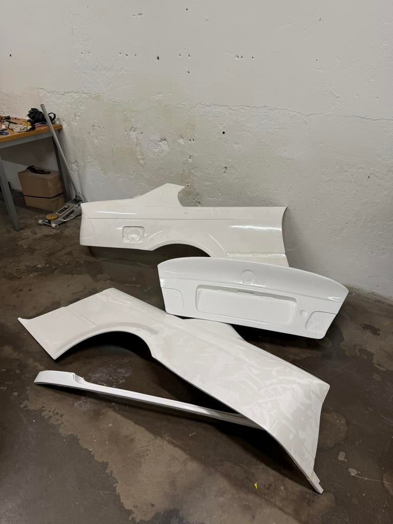 BMW 3 serie E46 polyester kont, Auto-onderdelen, Carrosserie en Plaatwerk, Ophalen of Verzenden, Nieuw, BMW, Achterklep