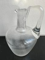 Antiek Fries draadglas kannetje 11 cm, Antiek en Kunst, Antiek | Glas en Kristal, Ophalen of Verzenden