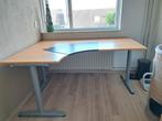 Hoekbureau in hoogte verstelbaar, Ophalen, In hoogte verstelbaar, Gebruikt, Bureau