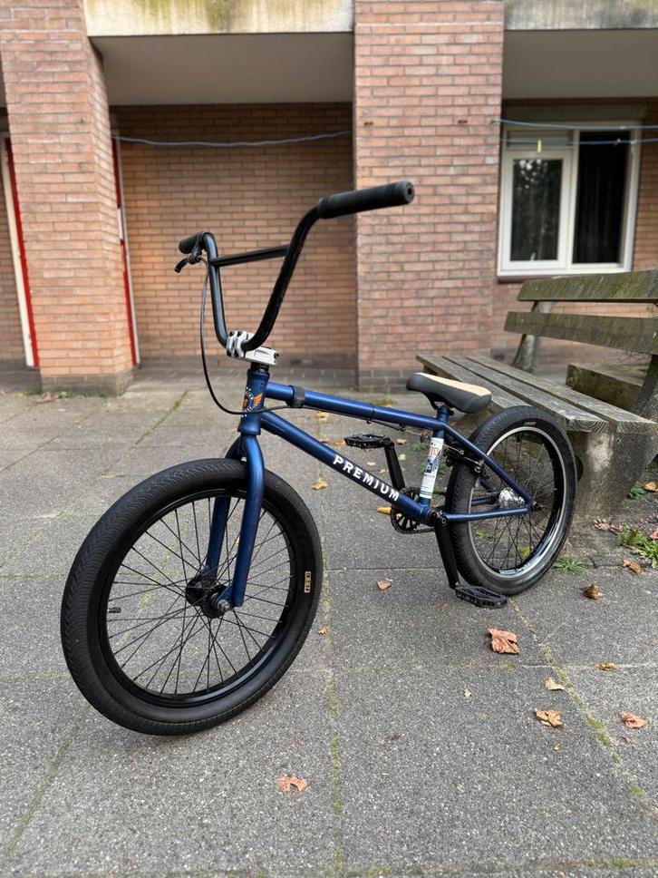 Premium pro BMX zo goed als nieuw, Fietsen en Brommers, Fietsen | Crossfietsen en BMX, Zo goed als nieuw, Aluminium, Stuur 360° draaibaar