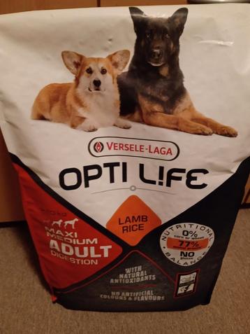 Honden brokken opti life beschikbaar voor biedingen