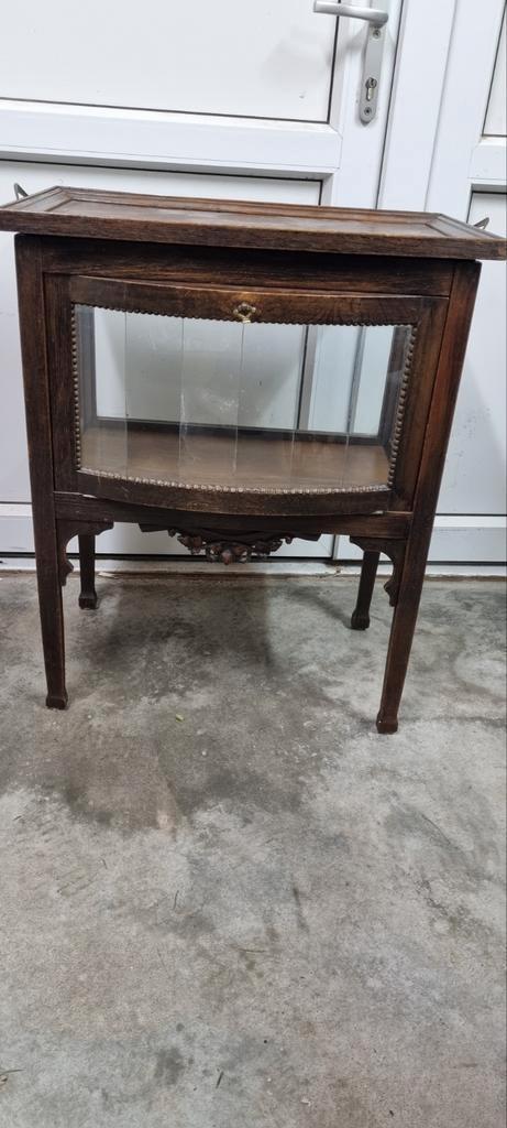 Antiek theekastje met glazen panelen, Antiek en Kunst, Antiek | Meubels | Kasten, Ophalen of Verzenden