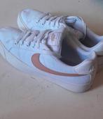 Nike 41, Ophalen of Verzenden, Zo goed als nieuw, Sneakers of Gympen