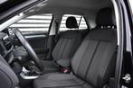 Volkswagen T-Roc 1.5 TSI Life LED | Virtual Cockpit | Carpla, Voorwielaandrijving, Stof, 4 cilinders, Zwart