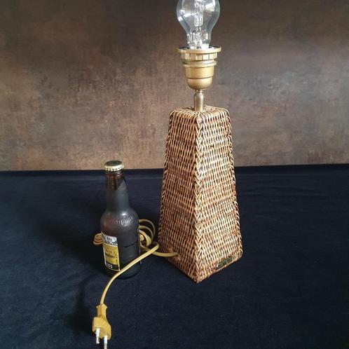 Vintage - Tafellamp - Rotan - Riet - Birma - Myanmar -***, Huis en Inrichting, Lampen | Tafellampen, Gebruikt, Minder dan 50 cm