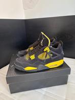 Jordan 4 yellow thunder 44,5, Verzenden, Zwart, Nike Air Jordan, Sneakers of Gympen