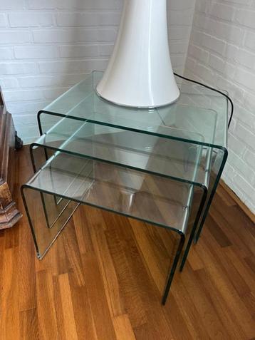 nesttafels beschikbaar voor biedingen