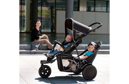 Buggy dubbele zitting, Kinderen en Baby's, Kinderwagens en Combinaties, Zo goed als nieuw, Overige merken, Verstelbare duwstang