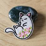 Strijk embleem applicatie Patch Witte kat met bloemen, Hobby en Vrije tijd, D, Nieuw, Ophalen of Verzenden, D