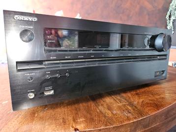 Onkyo TX-NR636 Dolby atmos versterker beschikbaar voor biedingen
