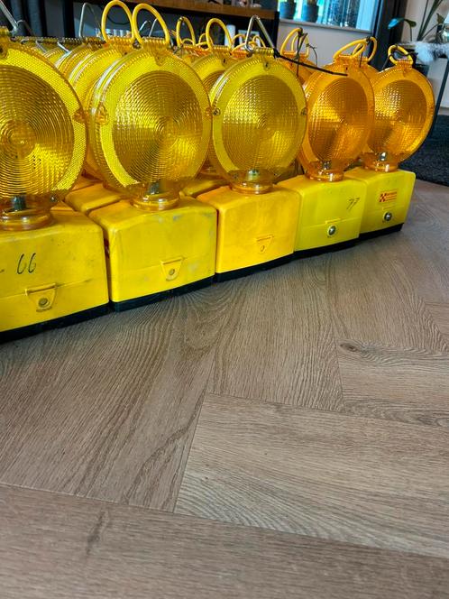 Verkeersbaken, Signaallampen, Waarschuwingslamp,, Doe-het-zelf en Verbouw, Bouwverlichting, Gebruikt, Overige typen, Minder dan 50 watt