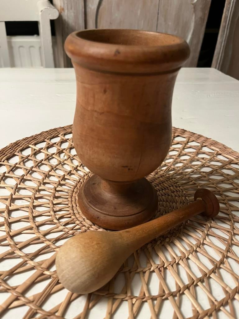 Antieke houten vijzel met stamper, Ophalen of Verzenden