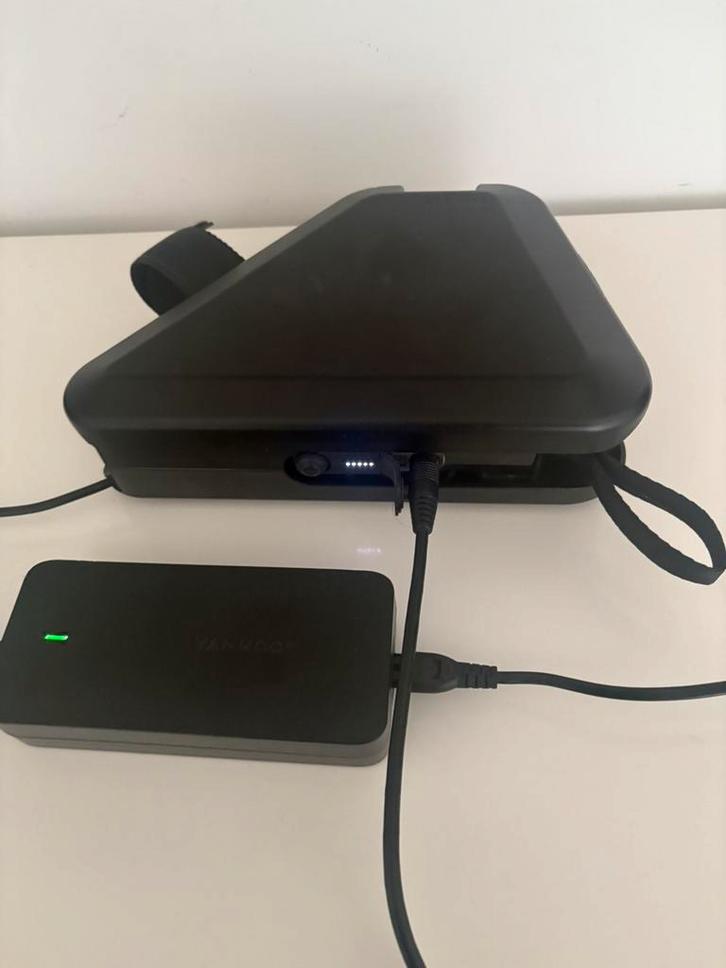 Vanmoof powerbank+lader!, Fietsen en Brommers, Fietsaccessoires | Fietsaccu's, Zo goed als nieuw, Ophalen of Verzenden