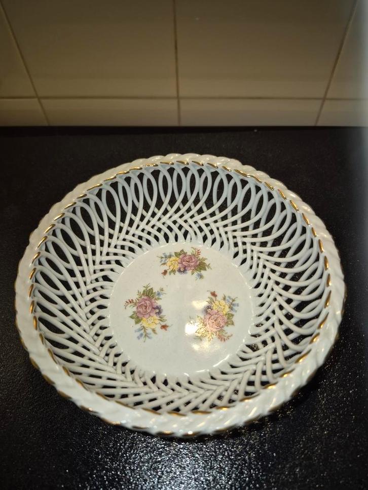 Camina Porseleinen Voorwerp - Handgemaakt Roemenië, Huis en Inrichting, Woonaccessoires | Onderzetters, Ophalen of Verzenden