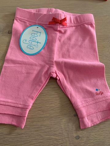 Roze legging van Feetje .  beschikbaar voor biedingen