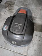 Husqvarna 105 Robotmaaier - Perfect voor kleine gazons!, Tuin en Terras, Robotmaaiers, Ophalen, Gebruikt, Minder dan 20 cm, Husqvarna