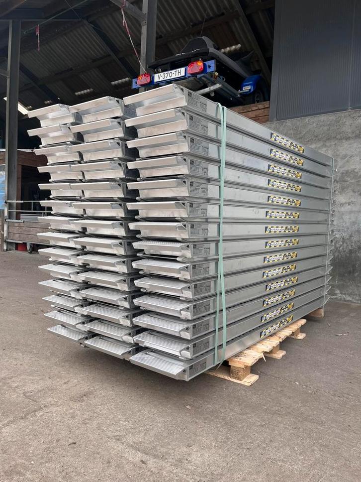 Aluminium oprijplaten 3500kg saris hapert henra eduard, Auto diversen, Aanhangwagen-onderdelen, Nieuw, Ophalen