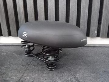 Nieuw! Selle Royal Xseniym royal shock gel zadel. beschikbaar voor biedingen