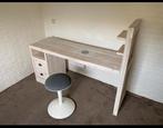 Nagel tafel met ingebouwde afzuiging., Huis en Inrichting, Ophalen, Zo goed als nieuw