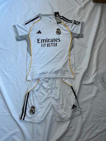 Real Madrid voetbal pakje beschikbaar voor biedingen