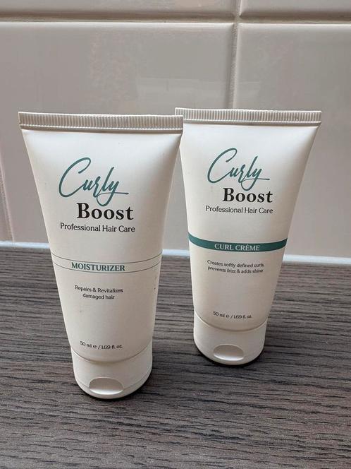 Curly Boost moisturizer en curl crème, Sieraden, Tassen en Uiterlijk, Uiterlijk | Haarverzorging, Zo goed als nieuw, Ophalen of Verzenden