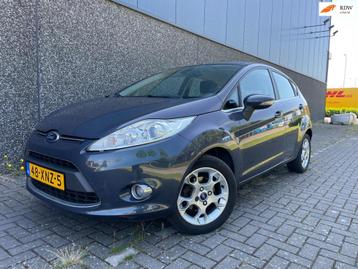 Ford Fiesta 1.25 Titanium/Nieuwe APK en beurt ! beschikbaar voor biedingen