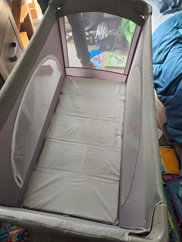 Campingbedje Joie beschikbaar voor biedingen